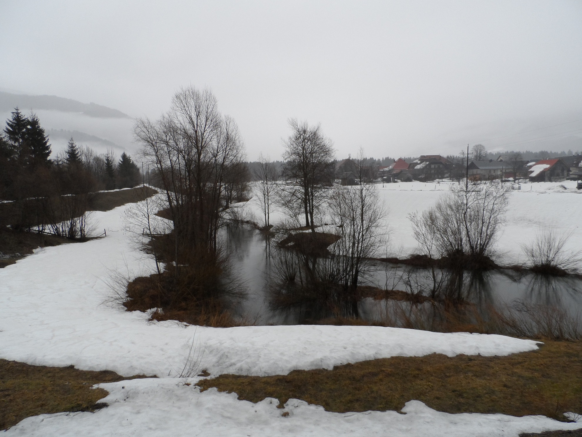 Der Winter, hier im Gailtal,  malt schöne Bilder. (Foto: presseweller)