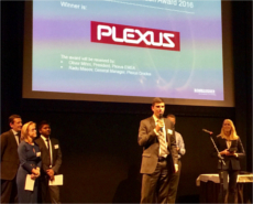 Oliver Mihm, Regional President EMEA Plexus, nahm den Preis stellvertretend für sein Team entgegen Oliver Mihm, Regional President EMEA Plexus, nahm den Preis stellvertretend für sein Team entgegen