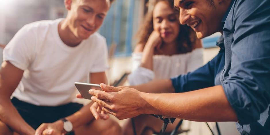 Was ein Imagefilm kann und wie er sich optimal im Netz verbreitet. (Bildquelle: shutterstock) Was ein Imagefilm kann und wie er sich optimal im Netz verbreitet. (Bildquelle: shutterstock)