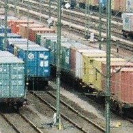Immer mehr Container sind auf Gleisen nach China unterwegs (Foto M. Wetterauer ZUGhören) Immer mehr Container sind auf Gleisen nach China unterwegs (Foto M. Wetterauer ZUGhören)