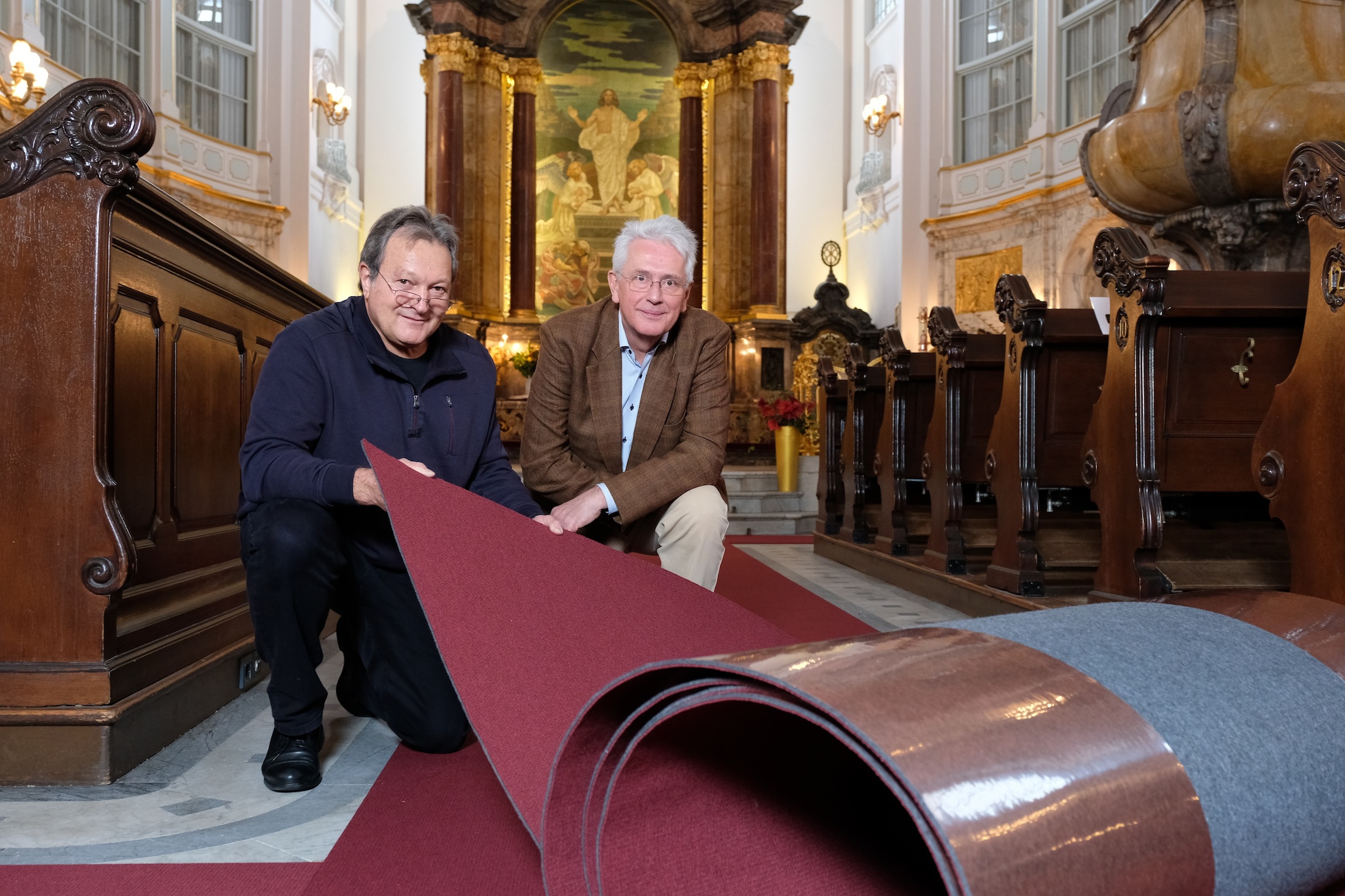 Senior-Chef RenéHavener (links) und Alexander Röder, Hauptpastor in St. Michaelis (Bildquelle: St. M Senior-Chef RenéHavener (links) und Alexander Röder, Hauptpastor in St. Michaelis (Bildquelle: St. M
