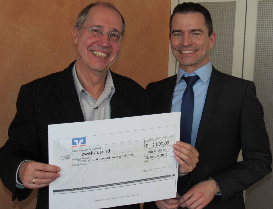 Alzheimer- und Demenzkranken Gesellschaft Rüsselsheim e.V. erhält Spende der Rüsselsheimer Volksbank Alzheimer- und Demenzkranken Gesellschaft Rüsselsheim e.V. erhält Spende der Rüsselsheimer Volksbank
