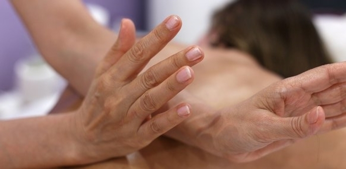 Lomi Lomi Massage