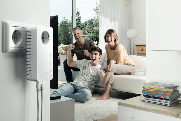 Superschnelles WLAN mit den dLAN®Powerline-Adaptern von devolo. Superschnelles WLAN mit den dLAN®Powerline-Adaptern von devolo.