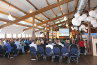 Baufritz organisiert branchenweit einzigartiges Netzwerk-Treffen aller Partnerbetriebe Baufritz organisiert branchenweit einzigartiges Netzwerk-Treffen aller Partnerbetriebe
