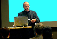Peter Marquardt sprach beim World Usability Day 2009 in der Fachhochschule Düsseldorf Peter Marquardt sprach beim World Usability Day 2009 in der Fachhochschule Düsseldorf
