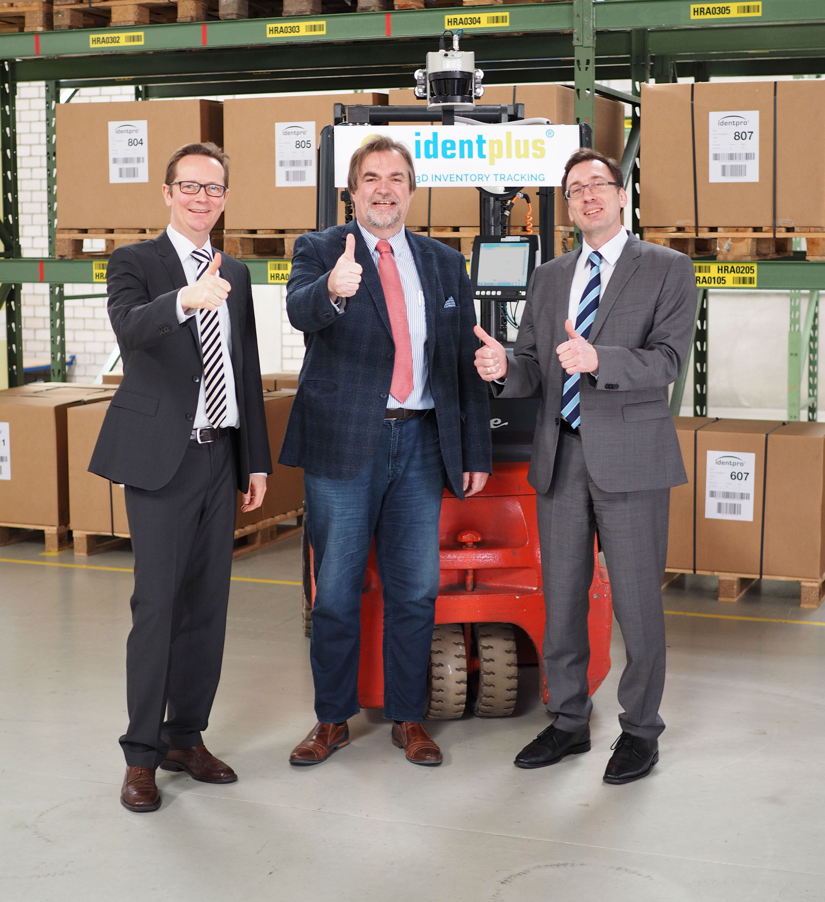 IdentPro und Richard Müller besiegeln Vertriebspartnerschaft für das identplus 3D Staplerleitsystem IdentPro und Richard Müller besiegeln Vertriebspartnerschaft für das identplus 3D Staplerleitsystem
