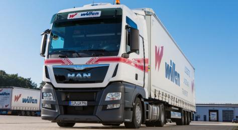 Der Fuhrpark der Spedition Willen umfasst 46 Zugmaschinen und 84 Trailer. Bild: Willen Transport Gmb Der Fuhrpark der Spedition Willen umfasst 46 Zugmaschinen und 84 Trailer. Bild: Willen Transport Gmb