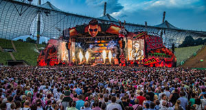 Andreas Gabalier im Münchner Olympiastadion (Foto: Ralph Larmann, frei zur Veröffentlichung bei Name Andreas Gabalier im Münchner Olympiastadion (Foto: Ralph Larmann, frei zur Veröffentlichung bei Name