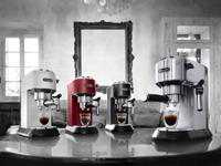 (FOTO: DE'LONGHI) Die neuen Dedica Style Siebträger von De'Longhi (FOTO: DE'LONGHI) Die neuen Dedica Style Siebträger von De'Longhi