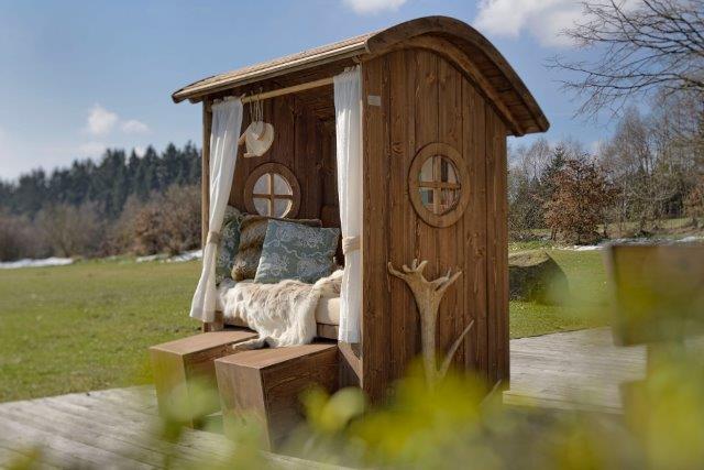 (Bildquelle: Alpenkorb Berghotel Maibrunn (c) Ydo Sol) (Bildquelle: Alpenkorb Berghotel Maibrunn (c) Ydo Sol)