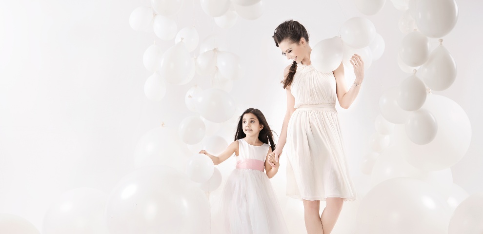 Kleiderscout: Moder für Damen und Mädchen (Bildquelle: Fotolia_83470432_Subscription_Monthly_M) Kleiderscout: Moder für Damen und Mädchen (Bildquelle: Fotolia_83470432_Subscription_Monthly_M)