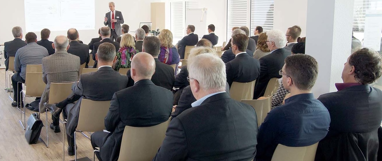 CSS bietet auf ihren deutschlandweiten Thementagen spezielles Wissen rund um kaufmännische Unternehm CSS bietet auf ihren deutschlandweiten Thementagen spezielles Wissen rund um kaufmännische Unternehm
