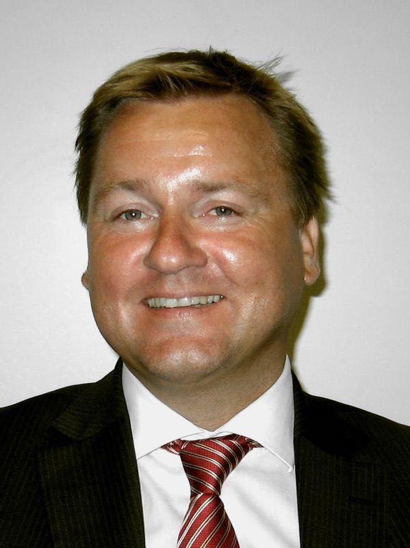 Bisheriger und zukünftiger Präsident des Kiwanis-Clubs Bad Krozingen-Staufen, Marcus A. Wilmerstadt. Bisheriger und zukünftiger Präsident des Kiwanis-Clubs Bad Krozingen-Staufen, Marcus A. Wilmerstadt.