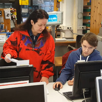 In Selbstbedienung können unsere Kunden ihren Dokumenten den letzten Schliff geben.