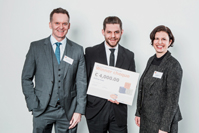 Dr. Achim Preuß, GF cut-e, Andreas Kopp, Gewinner 2017 u. Dr. Katharina Lochner, cut-e