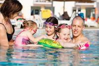 Familienspaß im Aussenpool