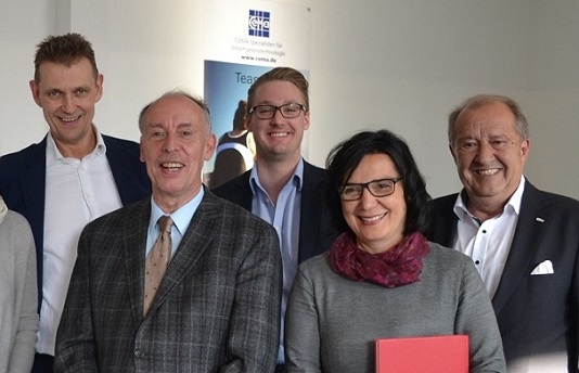 v.li.: Nikolaus Rauch, Michael Nagy, Dennis Nickolai, Perizat Daglioglu, Helmut Seßler. Foto: Motzko