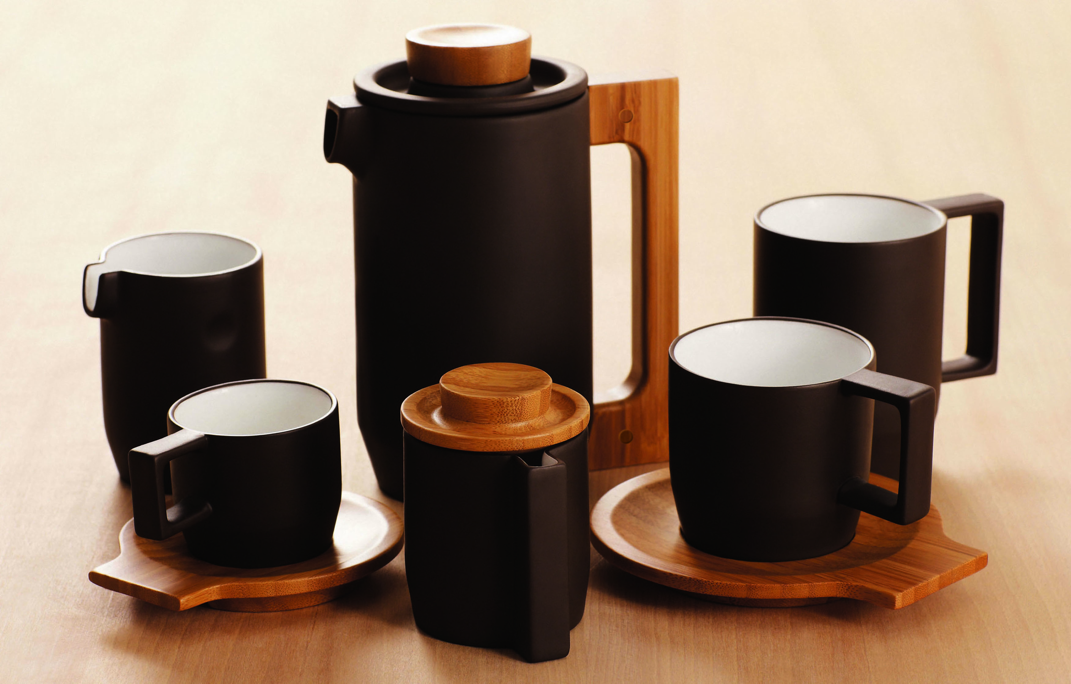 Das stylishe Kaffeeset von Life & Living International Limited ist aus Zisha-Ton gefertigt. Foto: Fi