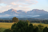 Blick auf die bayrischen Alpen Blick auf die bayrischen Alpen