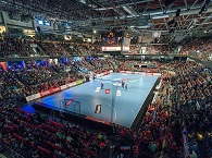 (Foto: HJKrieg, hl-studios, Erlangen) Arena Nürnberger Versicherung: größter Familien-Block der Liga
