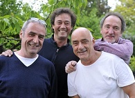 (Foto: Harald Sippel, Erlangen): Tommie Goerz mit seiner Band „Hans, Hans, Hans & Hans Band