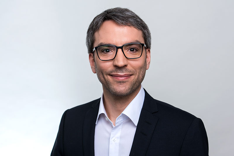 Ole Schäfer (Foto: VOSS+FISCHER, frei zur Veröffentlichung bei Namensnennung) Ole Schäfer (Foto: VOSS+FISCHER, frei zur Veröffentlichung bei Namensnennung)