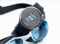 iHealth Wave ist auch beim Schwimmen ein idealer Begleiter iHealth Wave ist auch beim Schwimmen ein idealer Begleiter