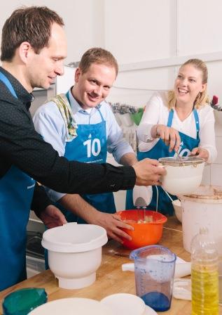 Das Arvato Rewards-Team überrascht seine Kunden und Partner mit handgemachten Kunden. 