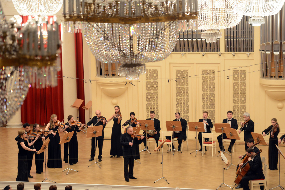 Das Kammerensemble St. Petersburger Solisten Das Kammerensemble St. Petersburger Solisten
