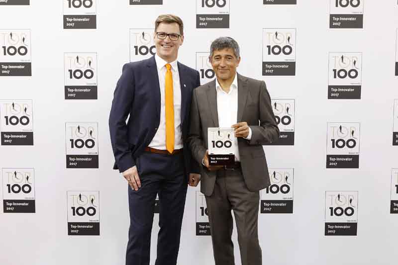 Andrew Abele mit Ranga Yogeshwar (Foto: Copyright: KD Busch / compamedia) Andrew Abele mit Ranga Yogeshwar (Foto: Copyright: KD Busch / compamedia)