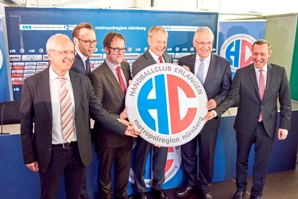 (Foto: hl-studios, Erlangen) - HC Erlangen-Pressekonferenz bei hl-studios zum neuen Logo