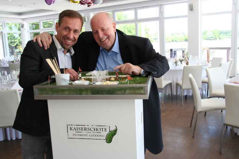 Probe-Catering mit André Karpinski und Reiner Calmund (Foto: KAISERSCHOTE)