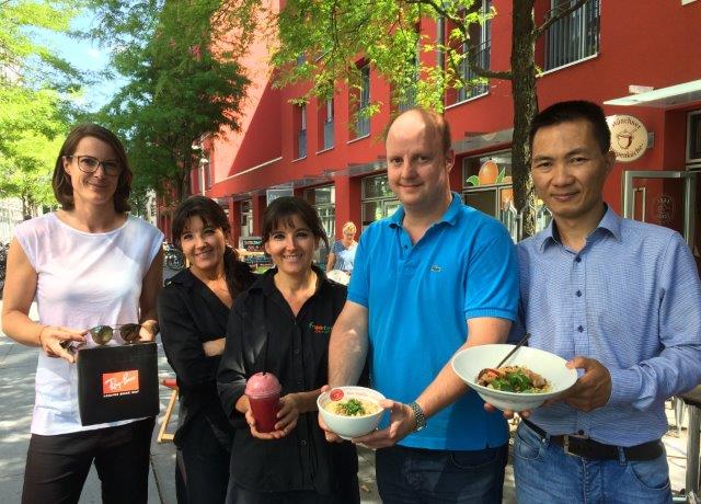 Paola Röber, Monika und Michaela Rozner, Stefan Tschoner, Hong Zixing (v.l.n.r.) © Paola Röber, Monika und Michaela Rozner, Stefan Tschoner, Hong Zixing (v.l.n.r.) ©