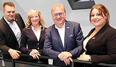 Sven, Christina, Frank und Gina Schwarz (v. l.) stehen hinter dem Markenzeichen FSGG.  © Bernert