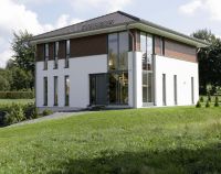 Große Glasflächen sorgen für ein beeindruckendes Wohnerlebnis. Foto: Haacke-Haus Große Glasflächen sorgen für ein beeindruckendes Wohnerlebnis. Foto: Haacke-Haus