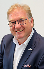Frank Schwarz bildet seit über 25 Jahren junge Menschen aus. © Holger Bernert Frank Schwarz bildet seit über 25 Jahren junge Menschen aus. © Holger Bernert