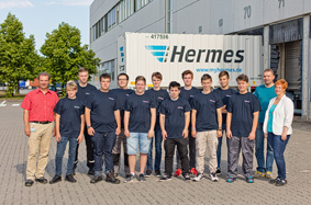 Elf Azubis sind bei Hermes Fulfilment in Ohrdruf ins Berufsleben gestartet. Foto: Hermes Fulfilment Elf Azubis sind bei Hermes Fulfilment in Ohrdruf ins Berufsleben gestartet. Foto: Hermes Fulfilment