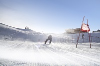 Abfahrt mit Toren (Wildkogel-Arena Neukirchen und Bramberg)