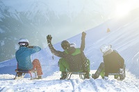 Rodeln bei Sonnenschein (Wildkogel-Arena Neukirchen und Bramberg) Rodeln bei Sonnenschein (Wildkogel-Arena Neukirchen und Bramberg)