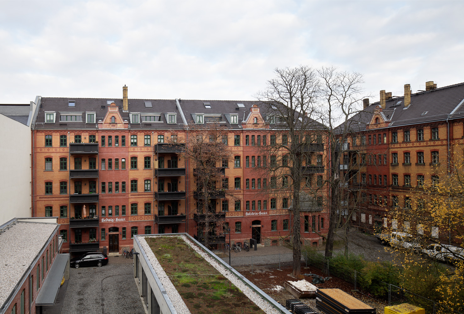 Das denkmalgeschützte Salomonstift in Leipzig wurde von Thamm& Partner saniert. Das denkmalgeschützte Salomonstift in Leipzig wurde von Thamm& Partner saniert.