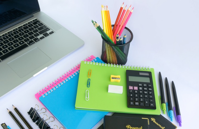 Effektives Arbeiten mit dem richtigen Bürobedarf. (Bildquelle:©Constantine?Fotolia.com) Effektives Arbeiten mit dem richtigen Bürobedarf. (Bildquelle:©Constantine?Fotolia.com)