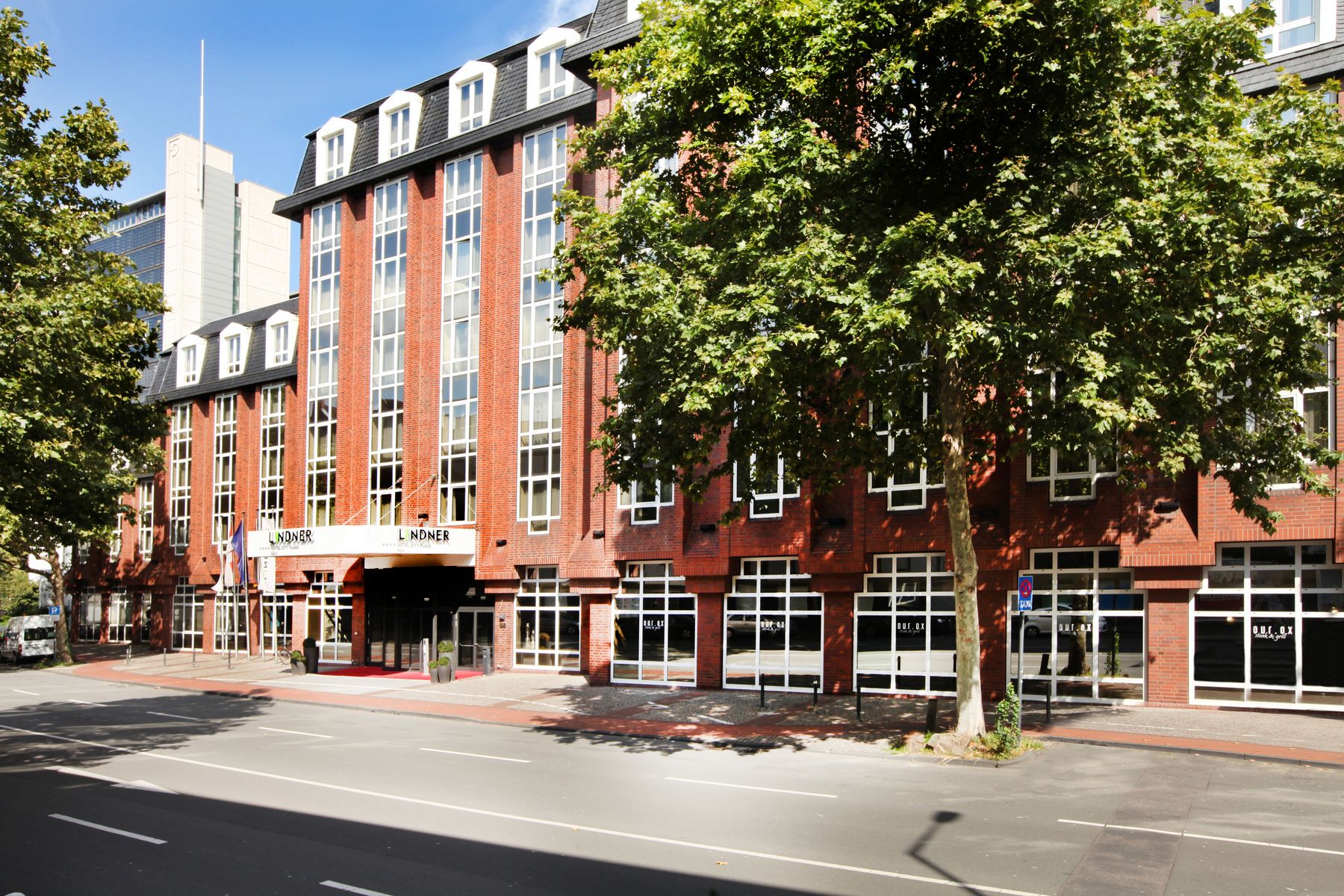 Im Lindner Hotel City Plaza, Köln, kann man per Hotelbird App buchen, einchecken und bezahlen. (Bild
