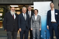 Die AACHEN BUILDING EXPERTS mit Aachens Oberbürgermeister Philipp und Ministerin Scharrenbach Die AACHEN BUILDING EXPERTS mit Aachens Oberbürgermeister Philipp und Ministerin Scharrenbach