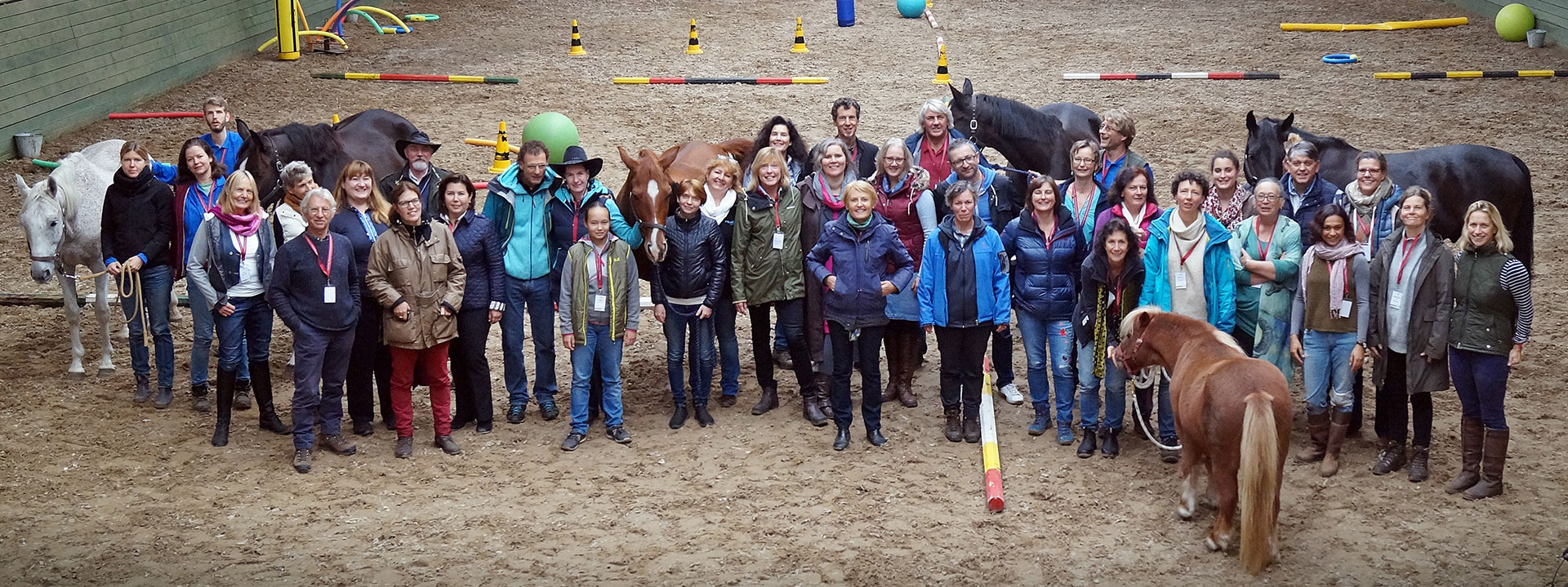 Trainerinnen und Trainer aus 16 Ländern Trainerinnen und Trainer aus 16 Ländern