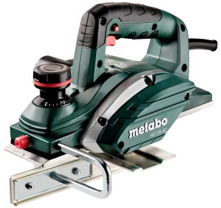 Ein Parallelanschlag ermöglicht die präzise und sichere Führung der neuen Metabo-Hobel. Foto: Metabo Ein Parallelanschlag ermöglicht die präzise und sichere Führung der neuen Metabo-Hobel. Foto: Metabo