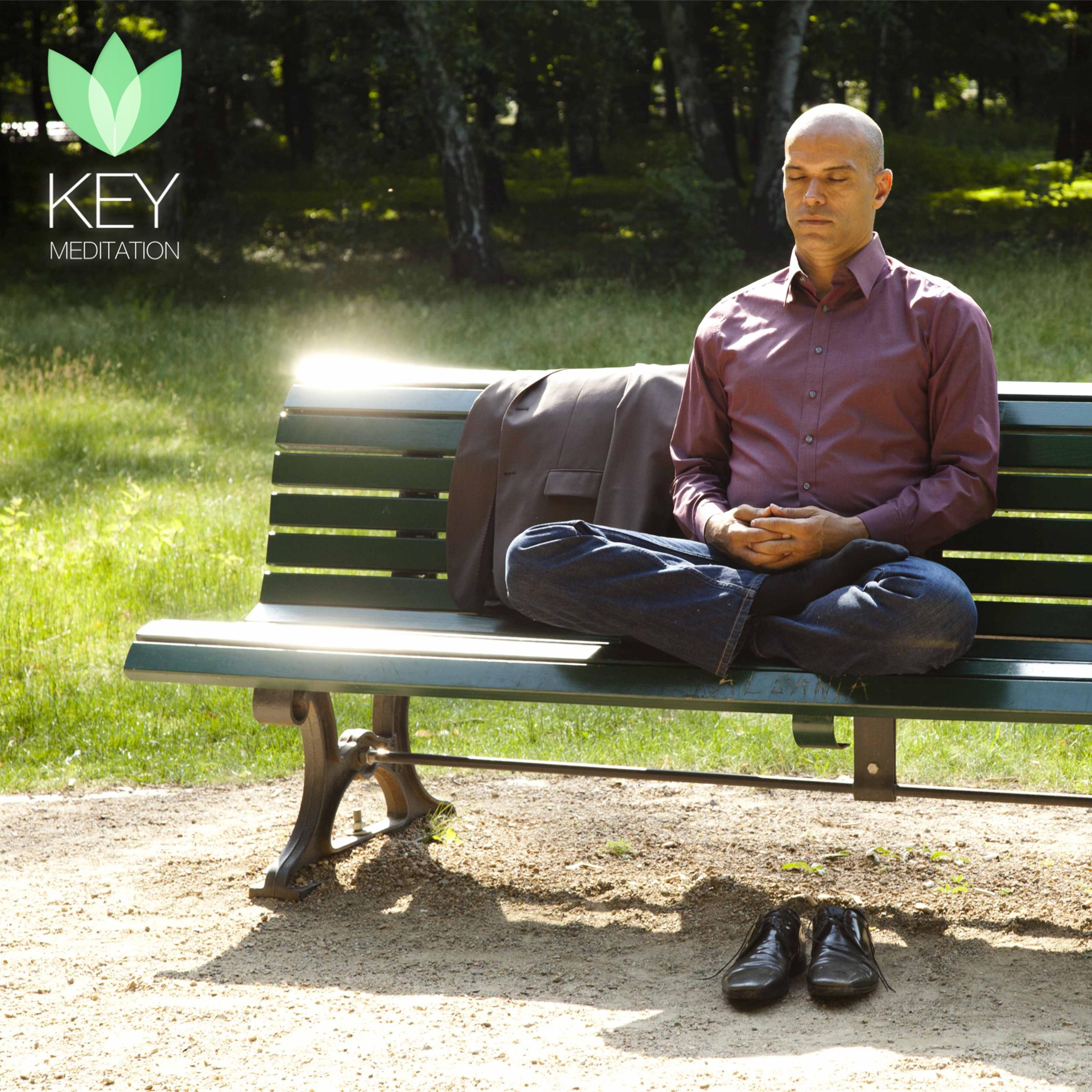 Berufstätige führen sich mit der Key Meditation App aus dem Stress Berufstätige führen sich mit der Key Meditation App aus dem Stress