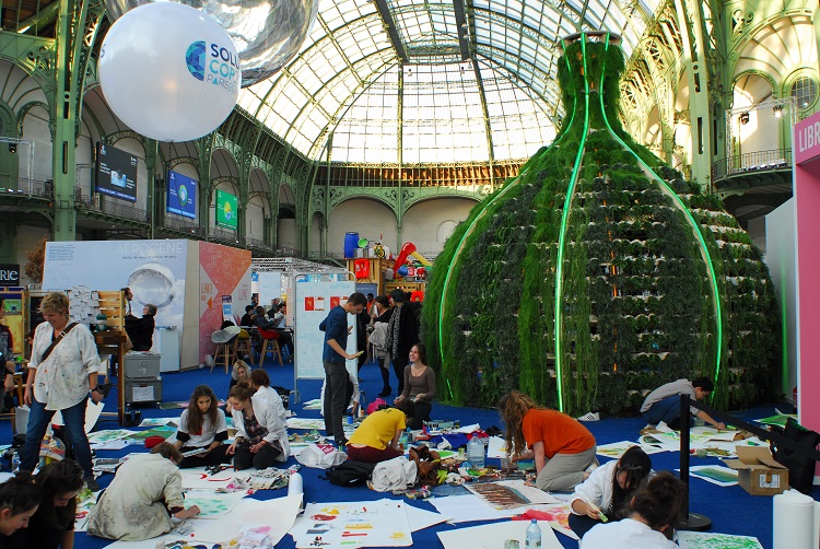 Beispiel Kunstaktionen zur COP21 in Paris (Bildquelle: Benoît Zacchi)