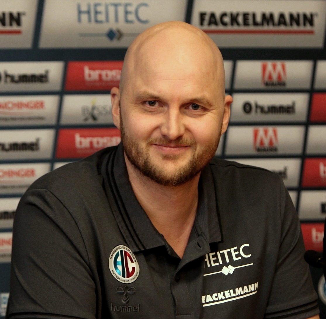 (Foto: HJKrieg, hl-studios, Erlangen): HC Erlangen: der neue Cheftrainer Adalsteinn Eyjolfsson
