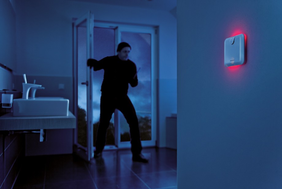 Devolo Indoor Sirene warnt zuverlässig bei Einbrüchen Devolo Indoor Sirene warnt zuverlässig bei Einbrüchen